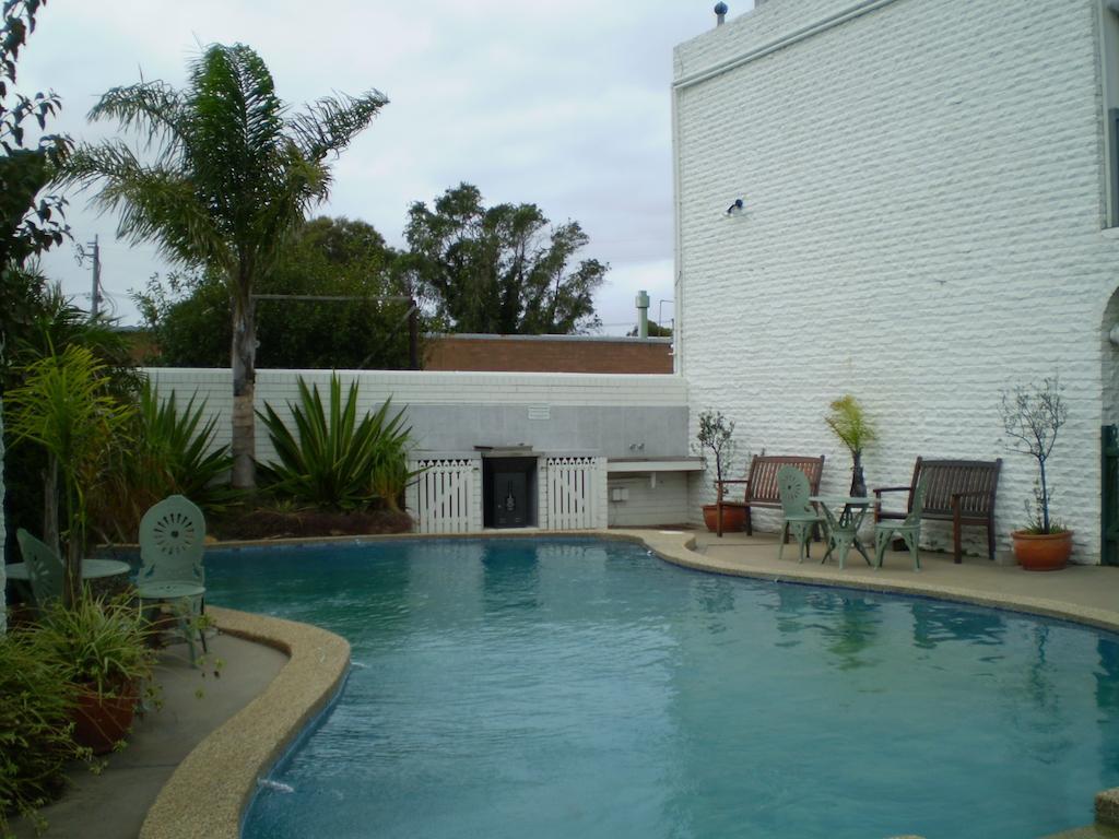 Banjo Paterson Motor Inn Lakes Entrance Exterior foto