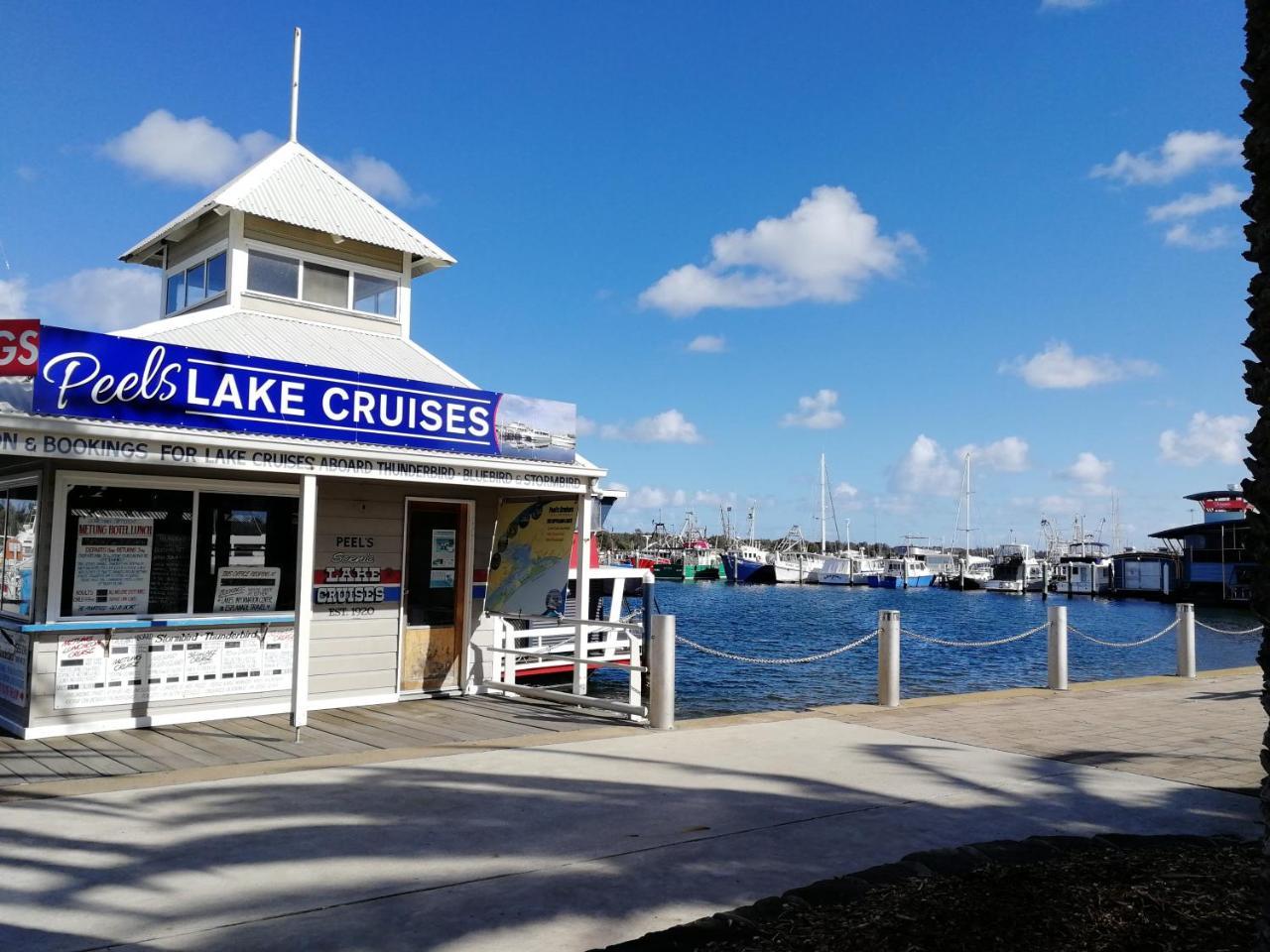 Banjo Paterson Motor Inn Lakes Entrance Exterior foto